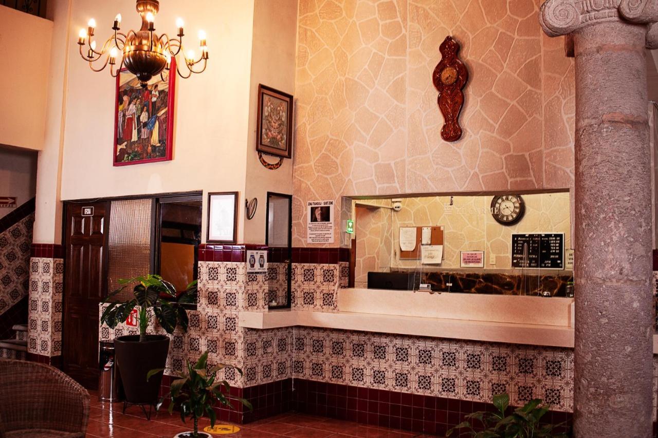 Hotel el Carmen Morelia Buitenkant foto