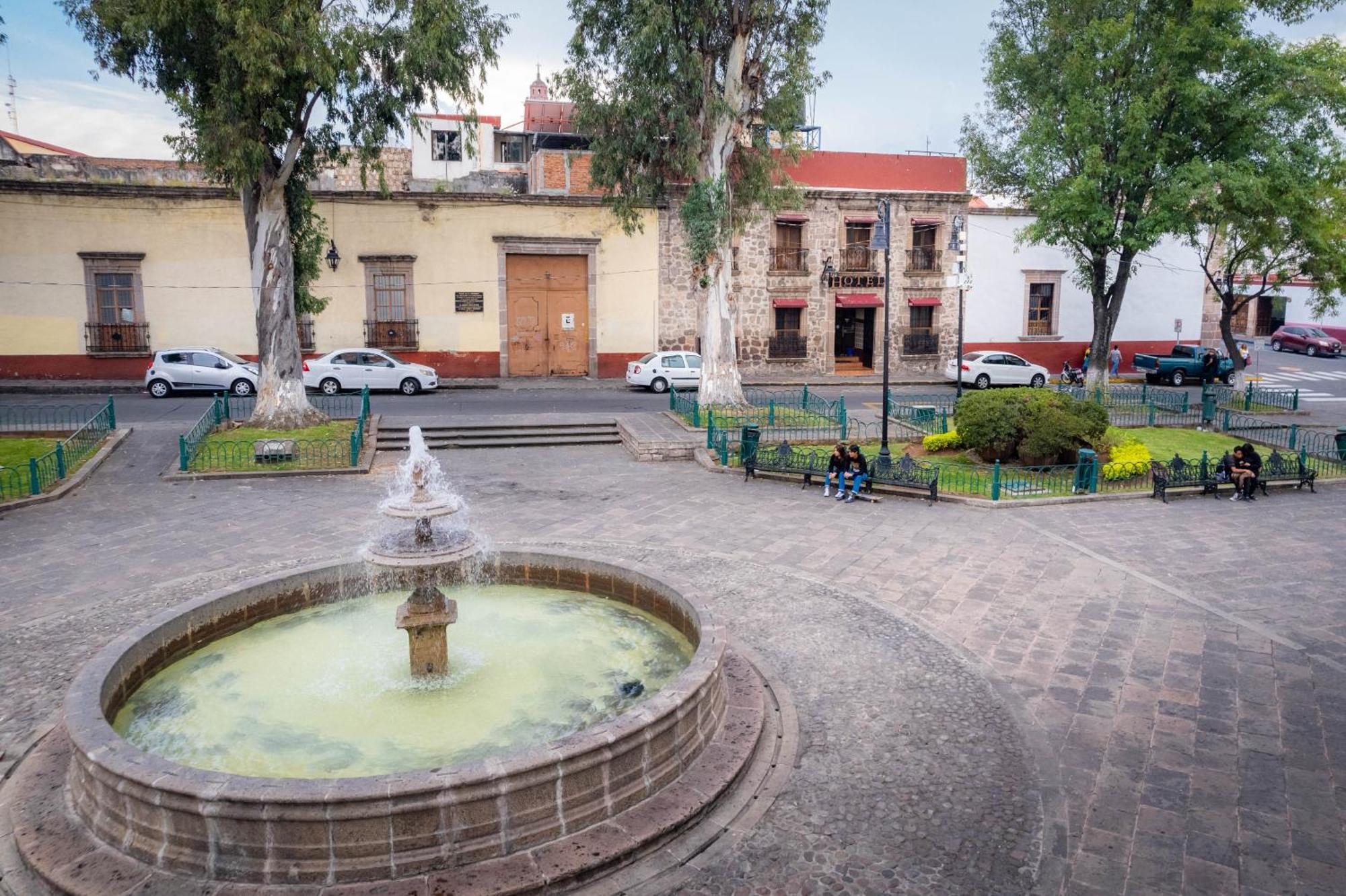 Hotel el Carmen Morelia Buitenkant foto