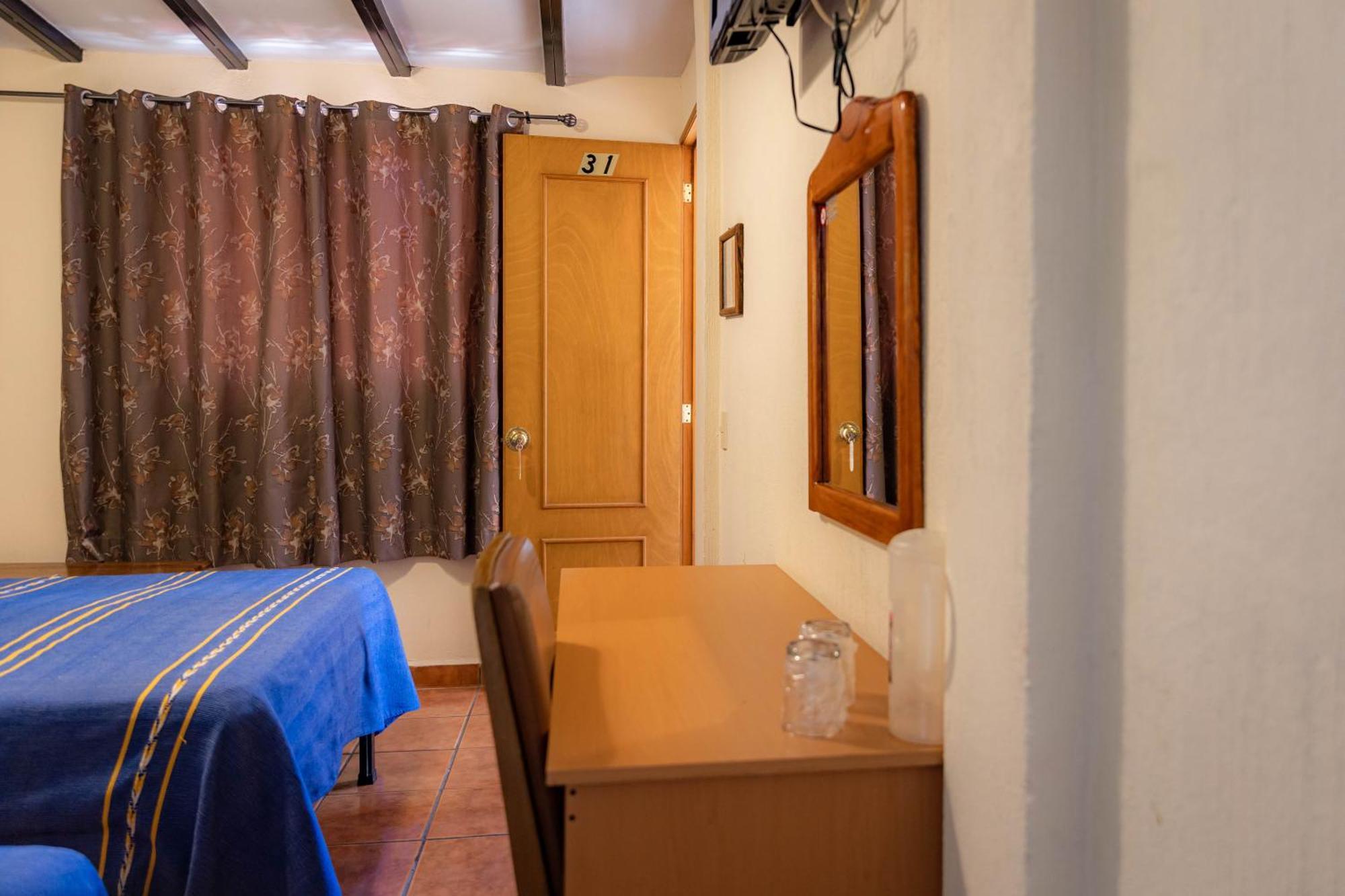 Hotel el Carmen Morelia Buitenkant foto
