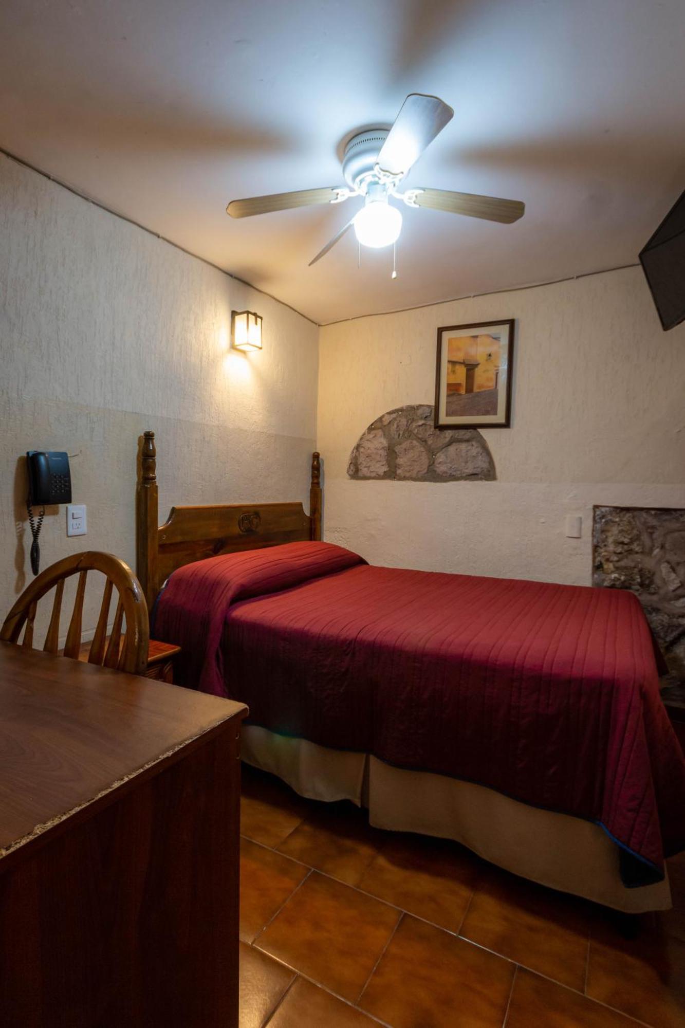 Hotel el Carmen Morelia Buitenkant foto