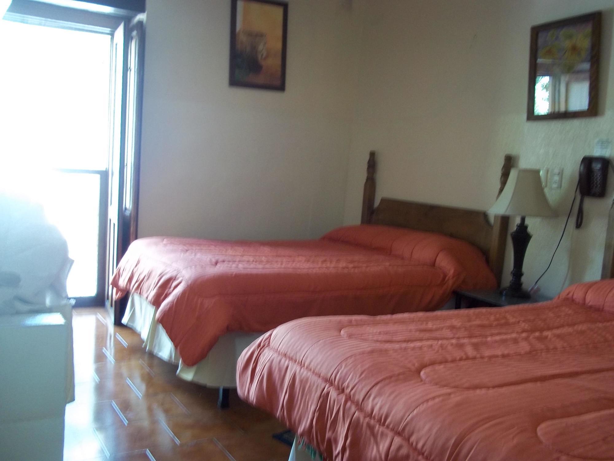 Hotel el Carmen Morelia Buitenkant foto